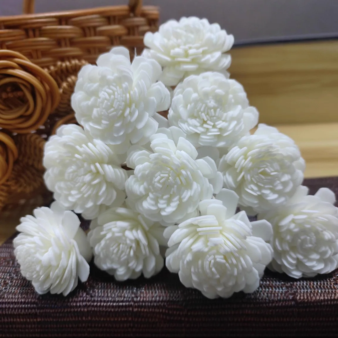 Cocktail Shaker Set - 10pcs aroma diffusing stick and white