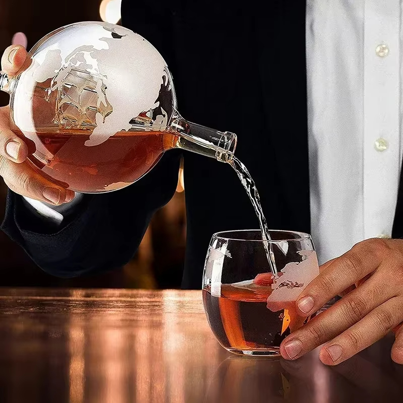Creative Globe Decanter Set Ex - Whiskey Stone Set avis et prix